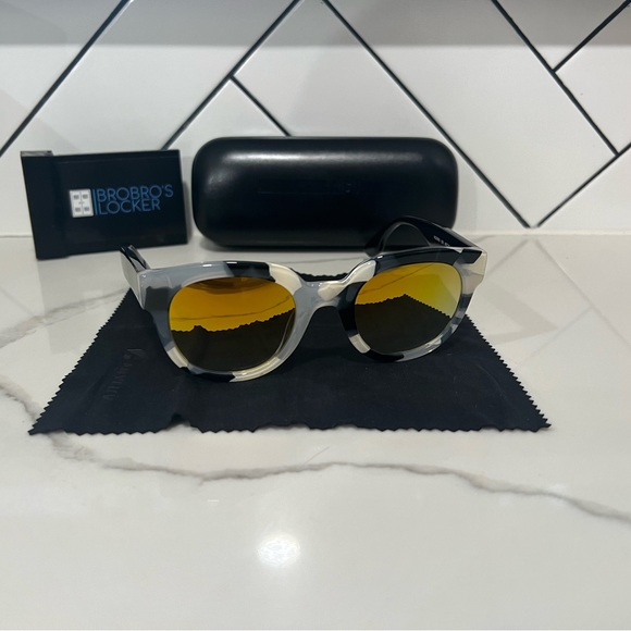 McQ by Alexander McQueen Accessories Mcq Mq068s Blackhavanayellow